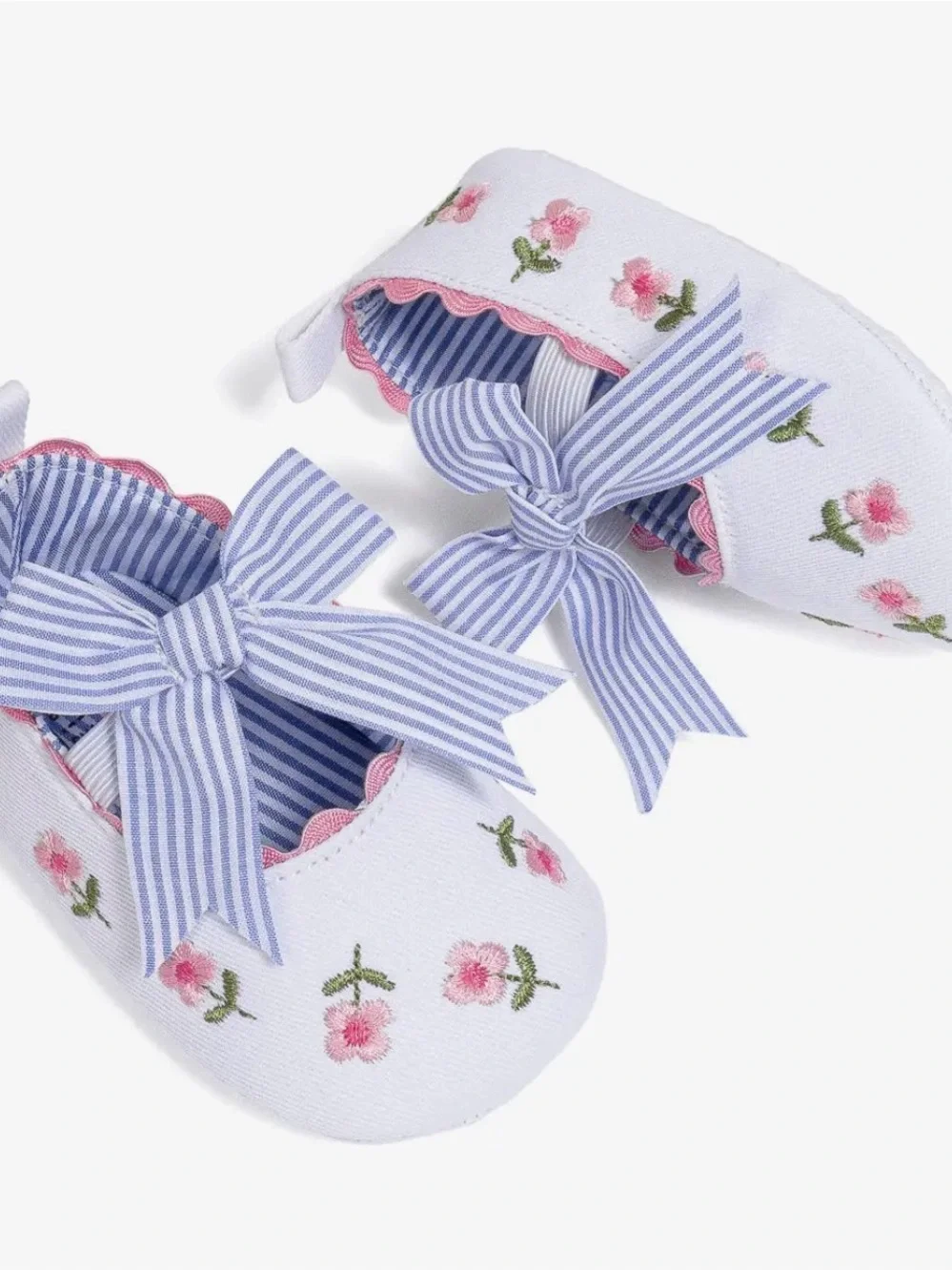 Embroidered Girls Baby Shoes with Front Bow